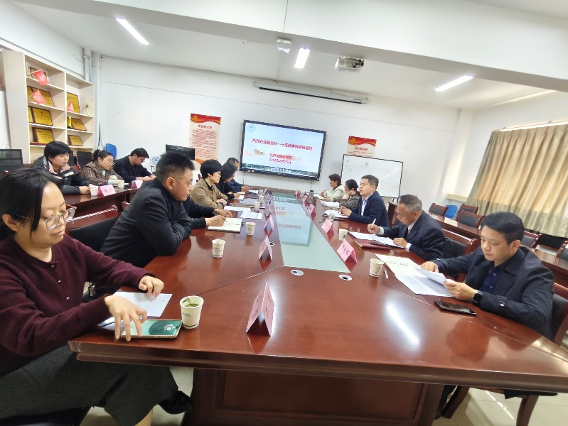 da34b70f5718405683268d4de36431f2.png da34b70f5718405683268d4de36431f2.png