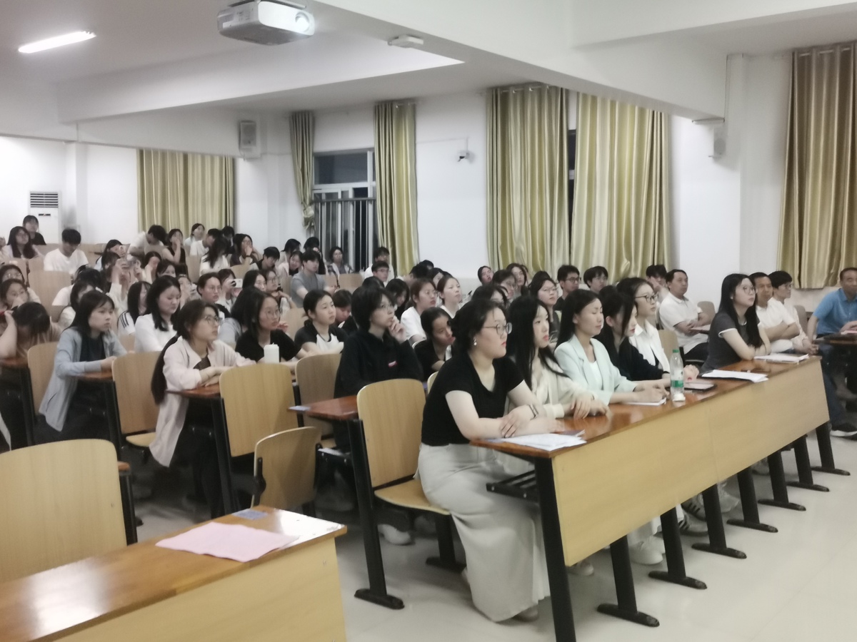 b9c47a5c9fa94f968bedebec4282cb56.jpg b9c47a5c9fa94f968bedebec4282cb56.jpg